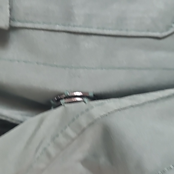 White House Black Market size 8 short trench jacket army green - Picture 8 of 8